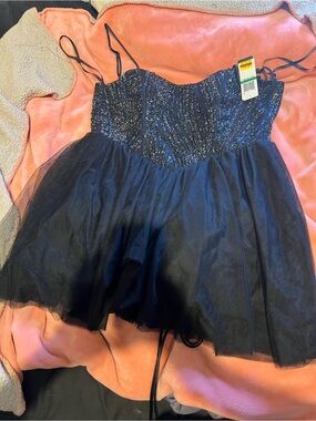Sparkling Black Tulle Party Dress with Spaghetti Straps